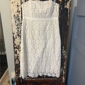 Lilly Pulitzer floral eyelet Elegant White Lace Strapless Dress. Women’s size 10